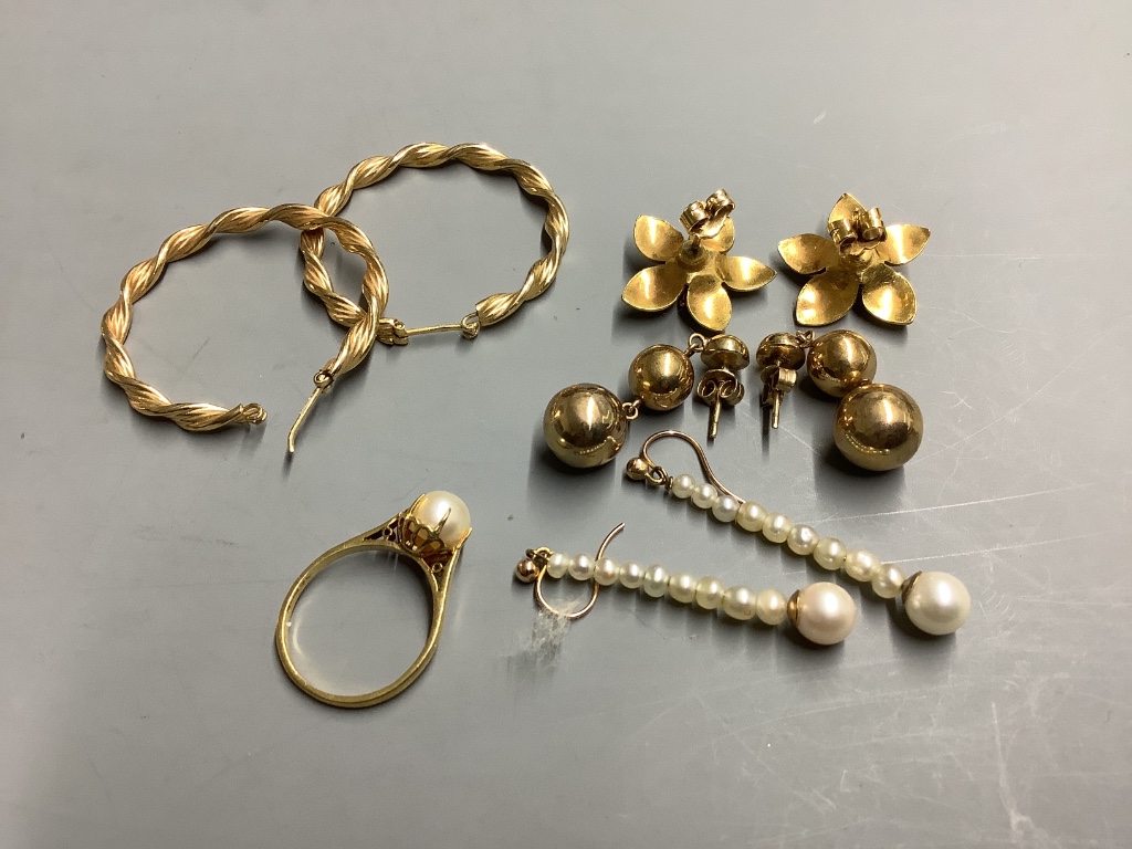 Three pairs of modern 9ct earrings and a 9ct gold and cultured pearl set ring, gross 12.4 grams and a pair of yellow metal and cultured pearl set line earrings, ring size L.